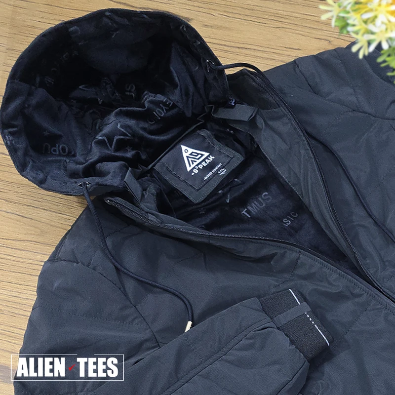 W46 Arctic Black GlossCrest Jacket - Image 3