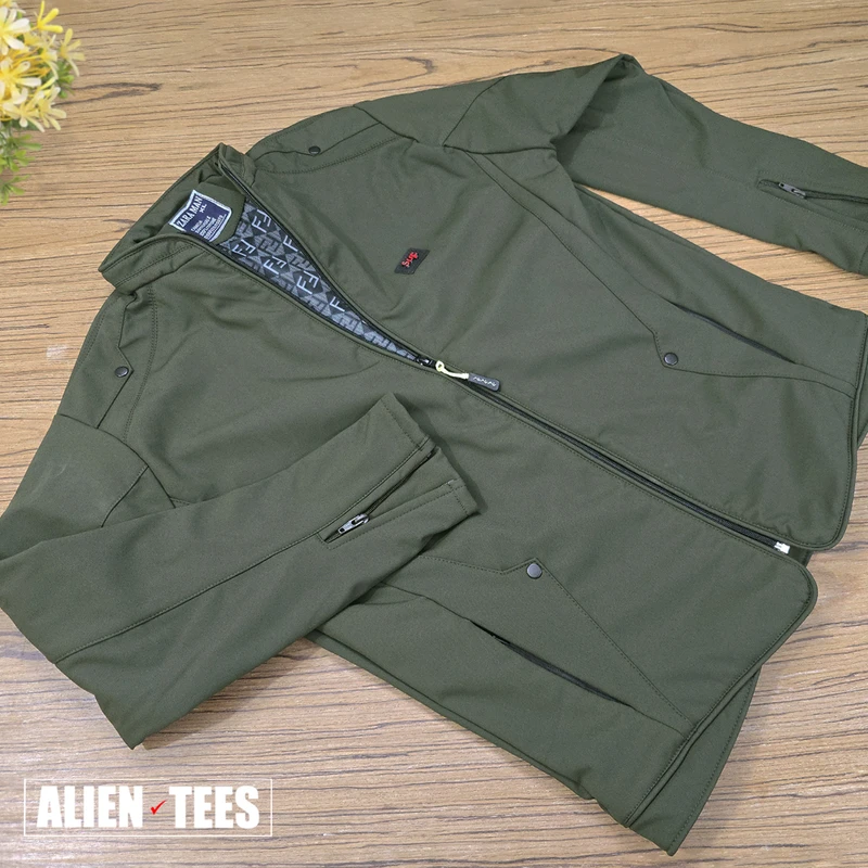 W40 Murky Green AeroShield Jacket